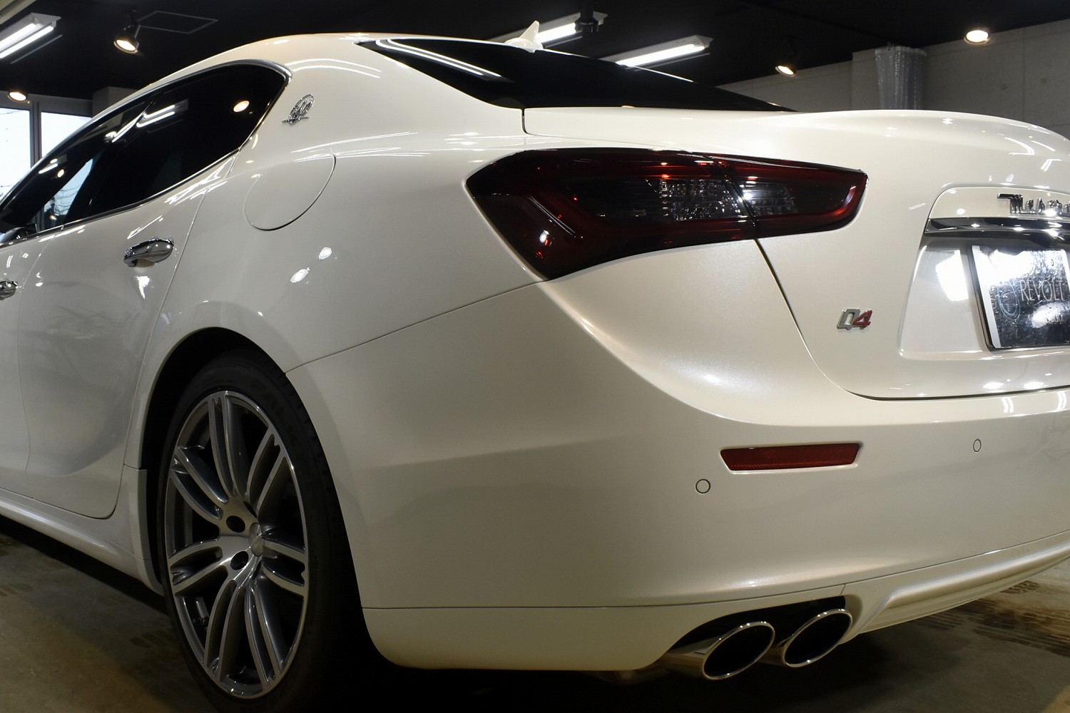 20230617maserati_ghibli_009.jpg