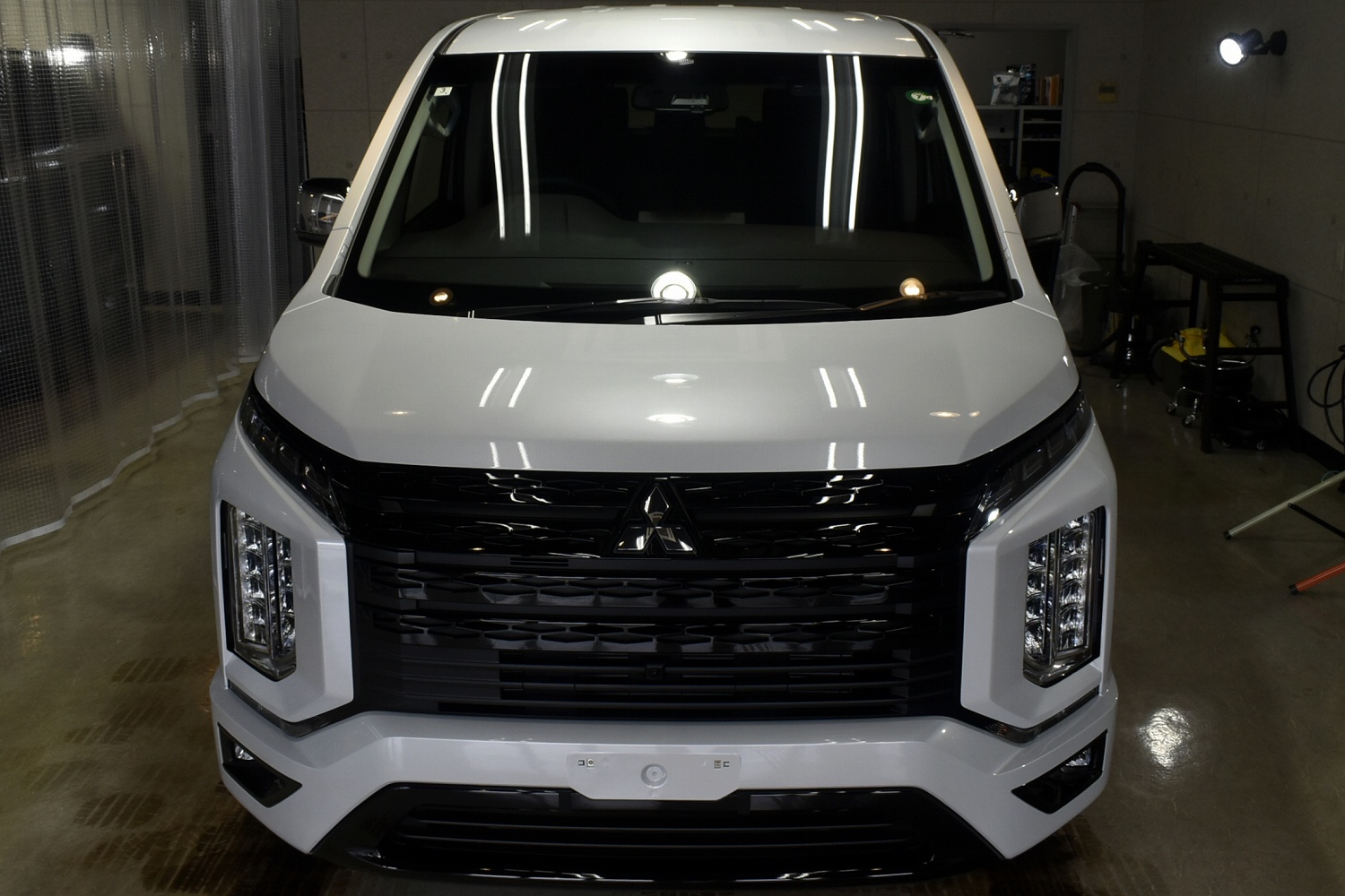 20240330mitsubishi_delica_002.jpg