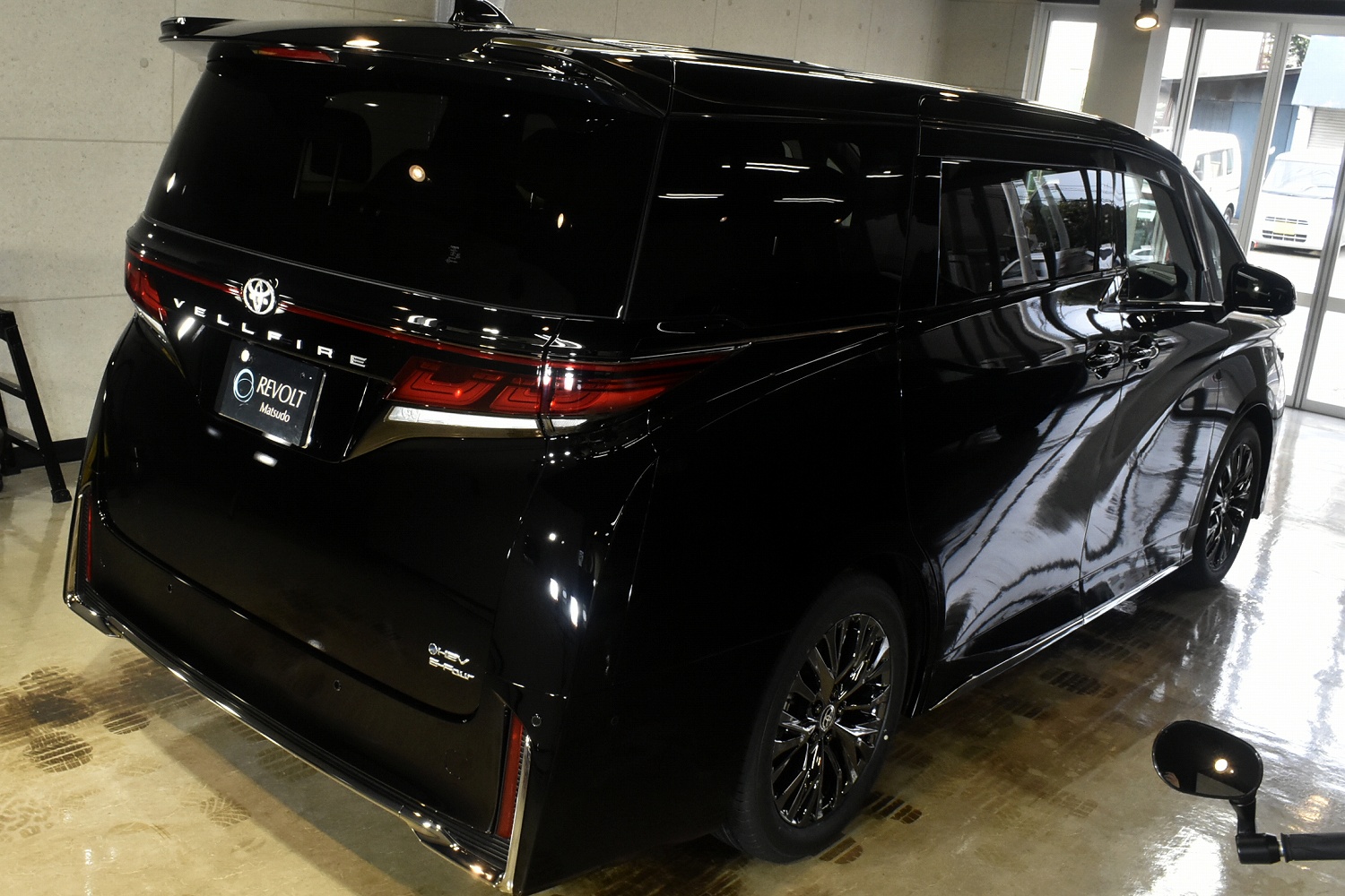 20240606toyota-vellfire_010.jpg