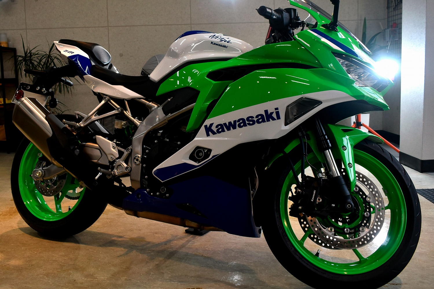 20240717kawasaki-zx4rr004.jpg