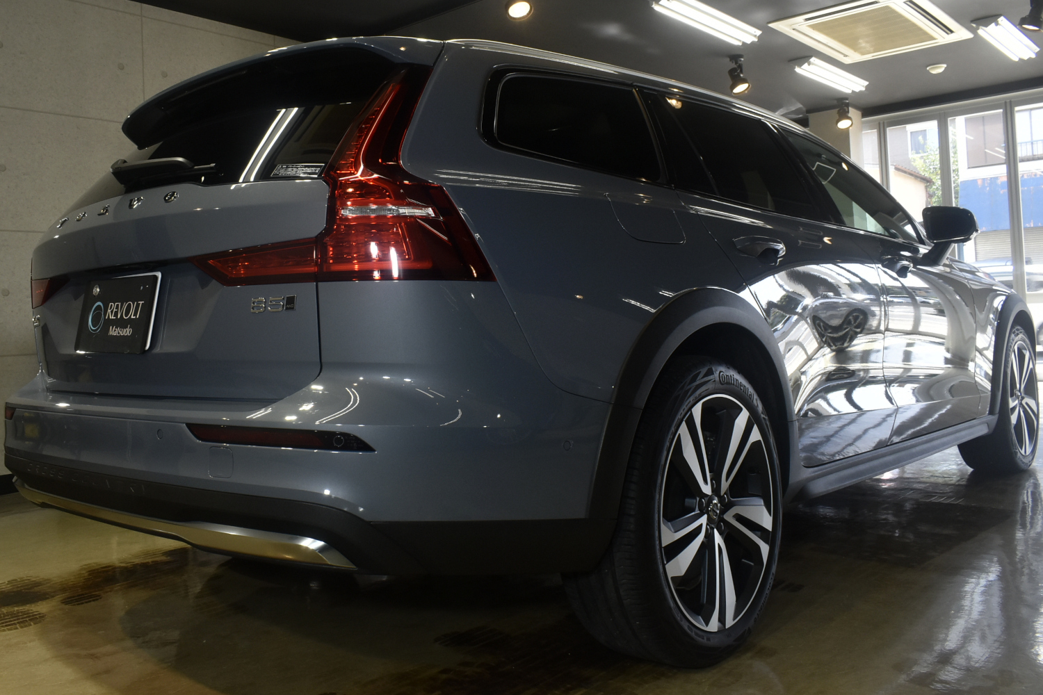 20241011volvo-v60_013.jpg