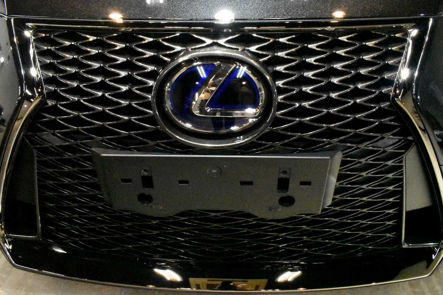 20211011lexusis010.jpg