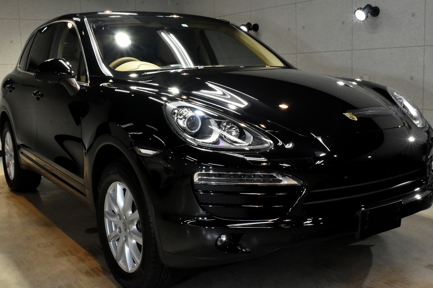 20211110porschecayenne_002.jpg