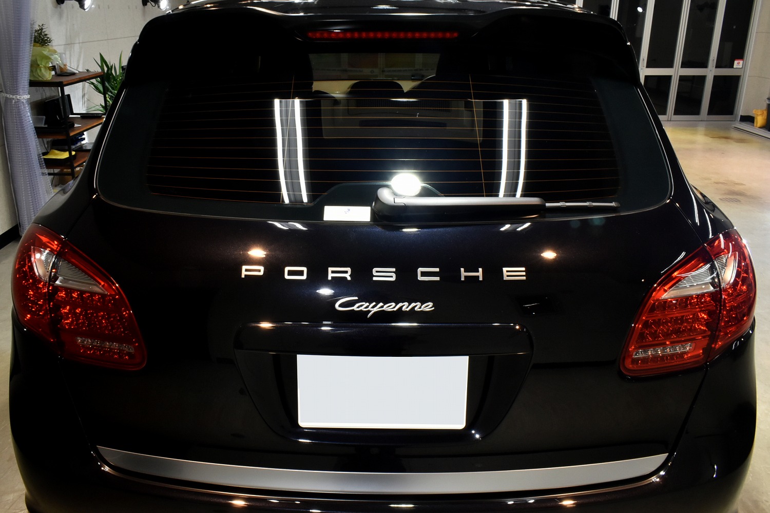 20211110porschecayenne_009.jpg