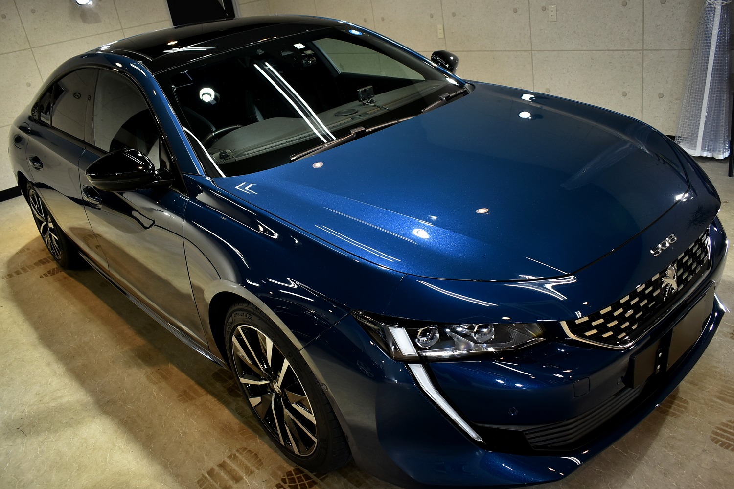 20220219peugeot508_001.jpg