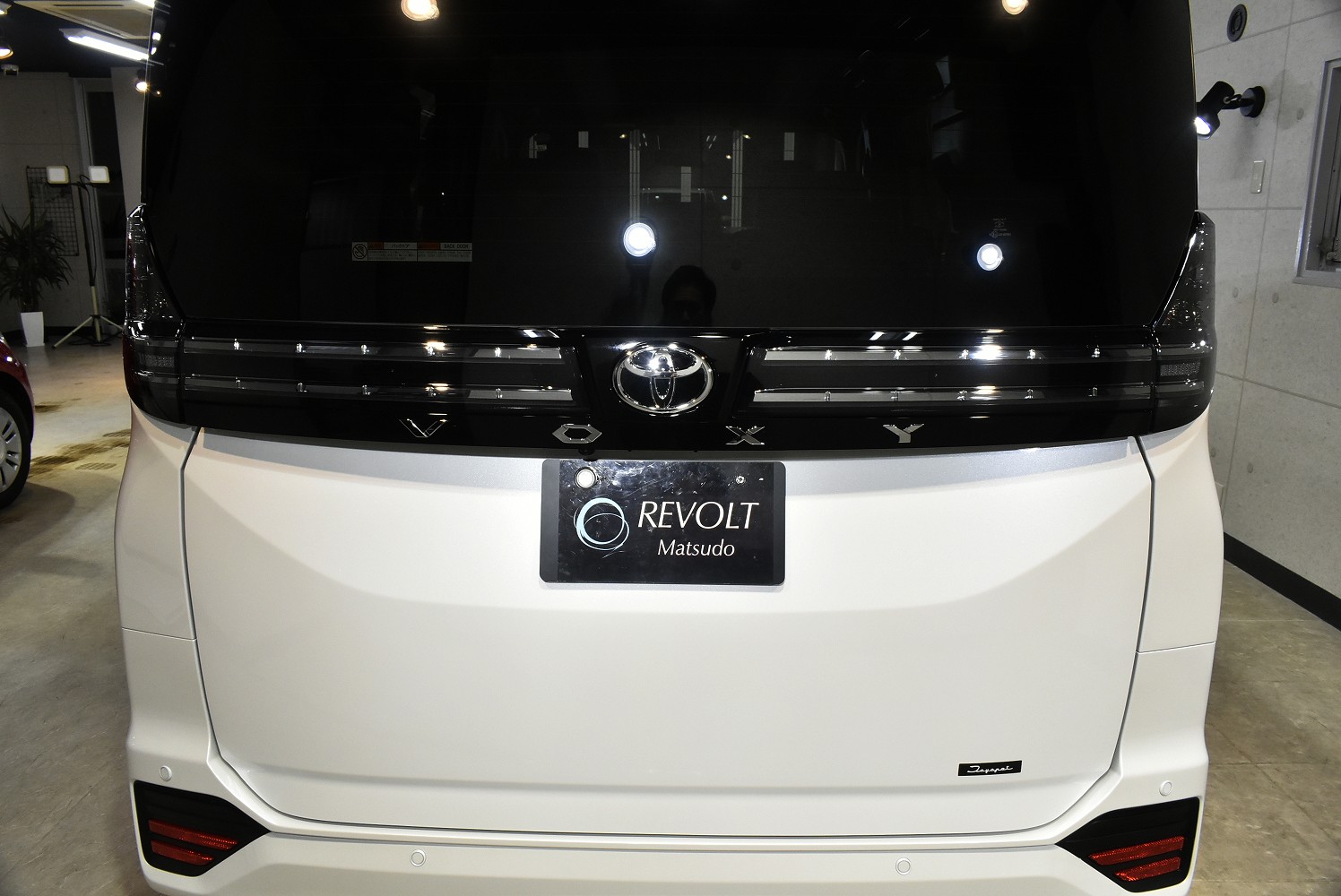 20221027toyota_voxy_011.jpg