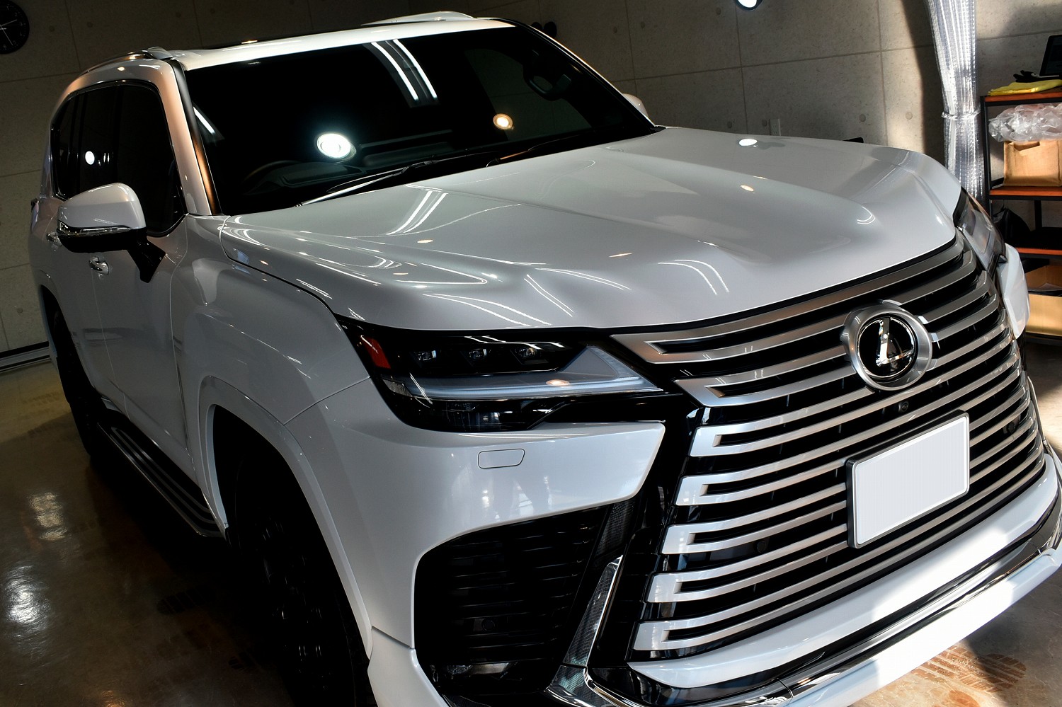 20230107lexuslx600_002.jpg