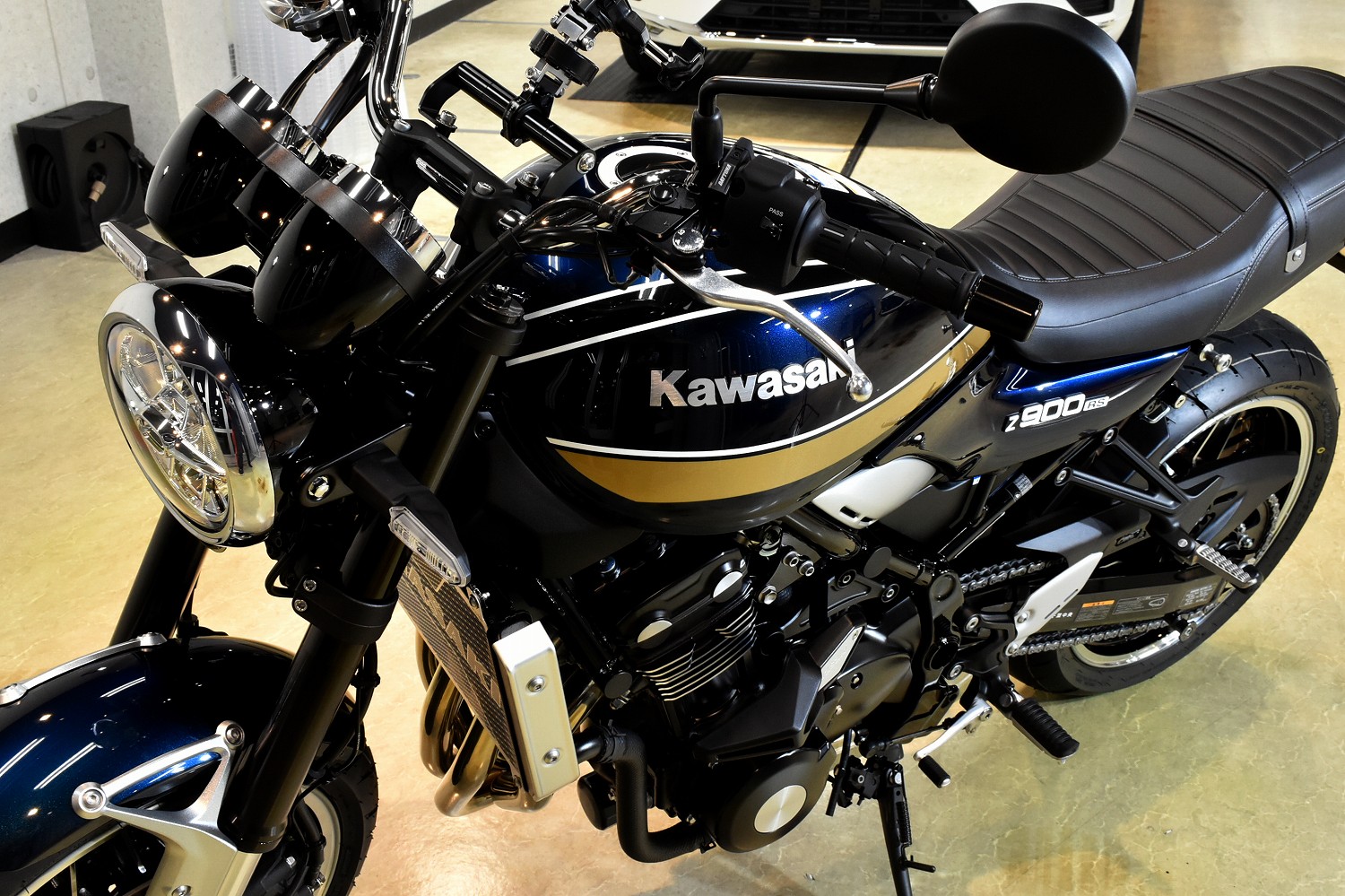 20230304kawasaki_z900rs003.jpg