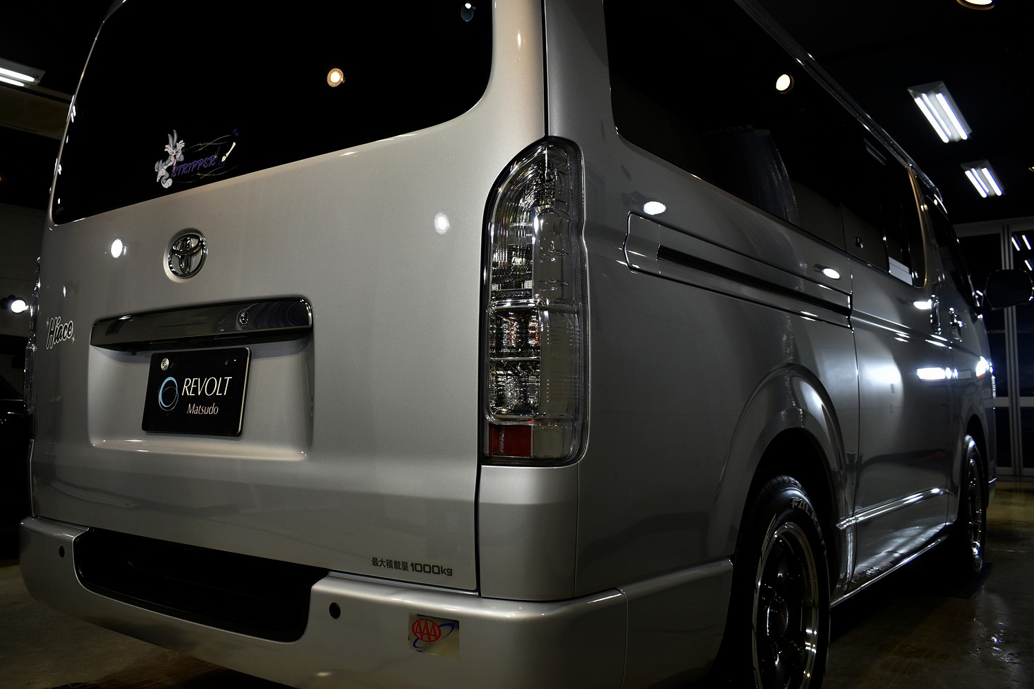 20230317toyota_hiace_009.jpg