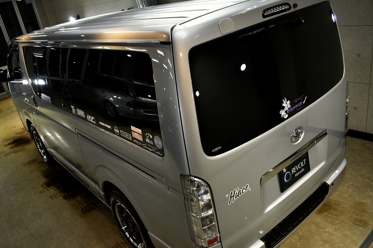 20230317toyota_hiace_010.jpg