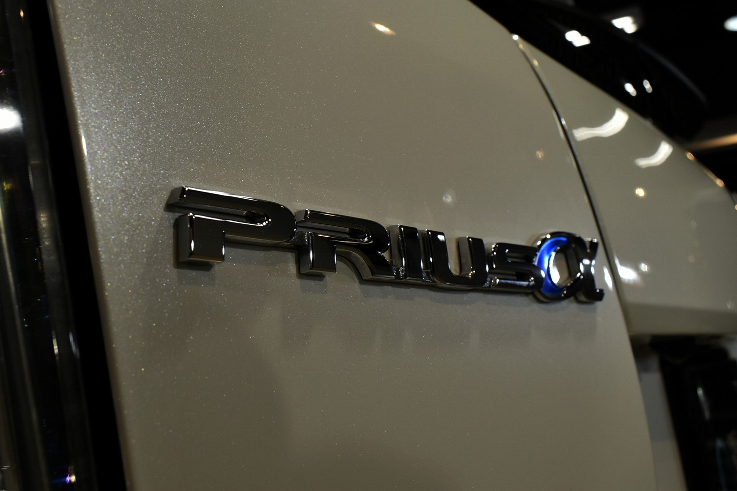 20230322toyota_prius_010.jpg