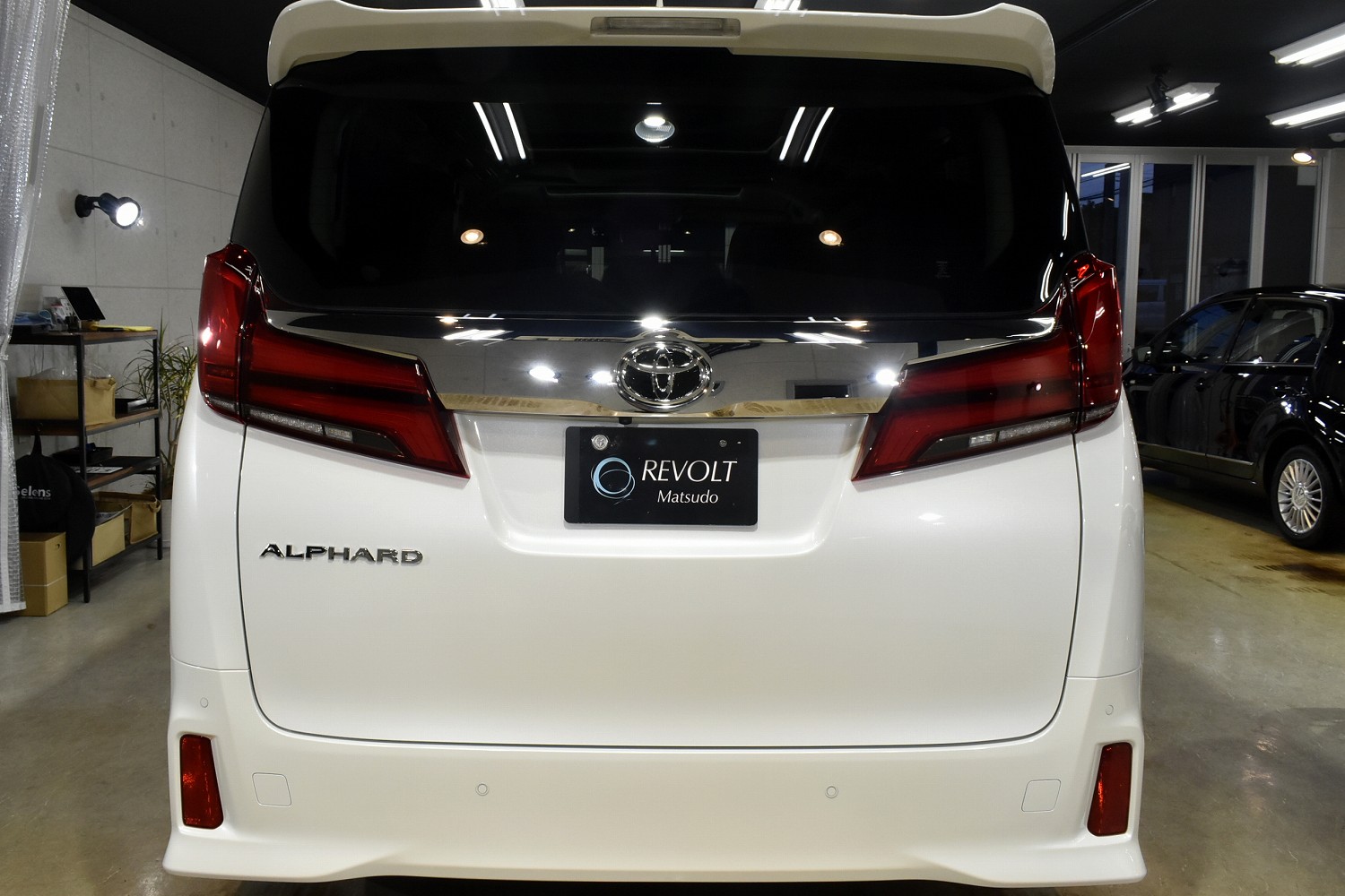 20230413toyota_alphard_013.jpg