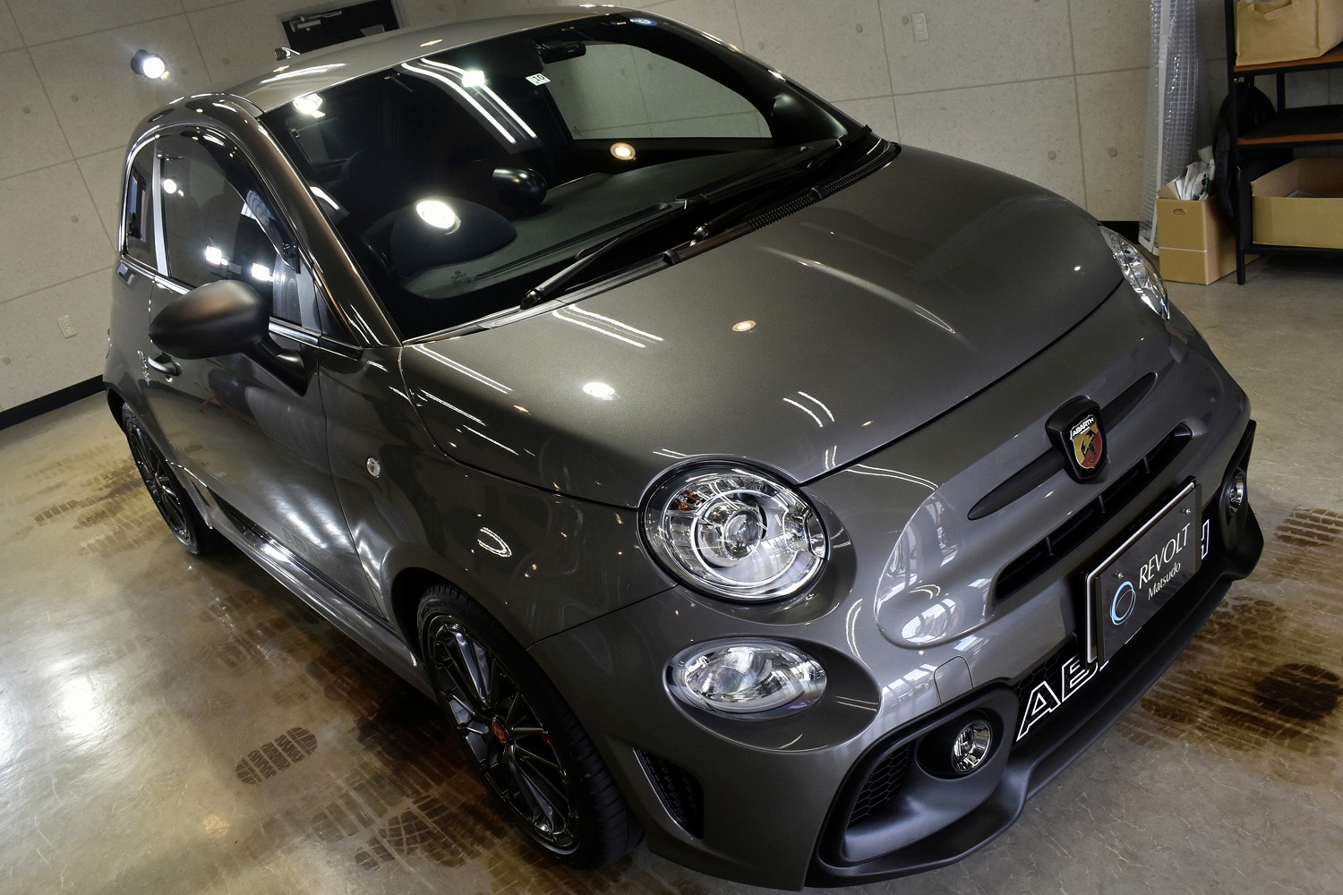 20230429abarth_565_001.jpg