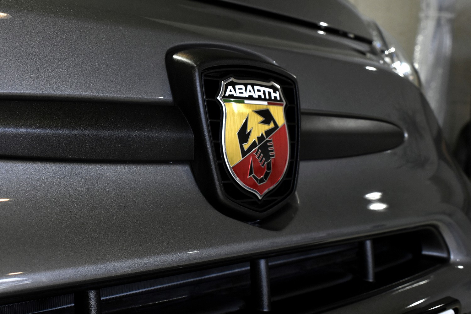 20230429abarth_565_008.jpg