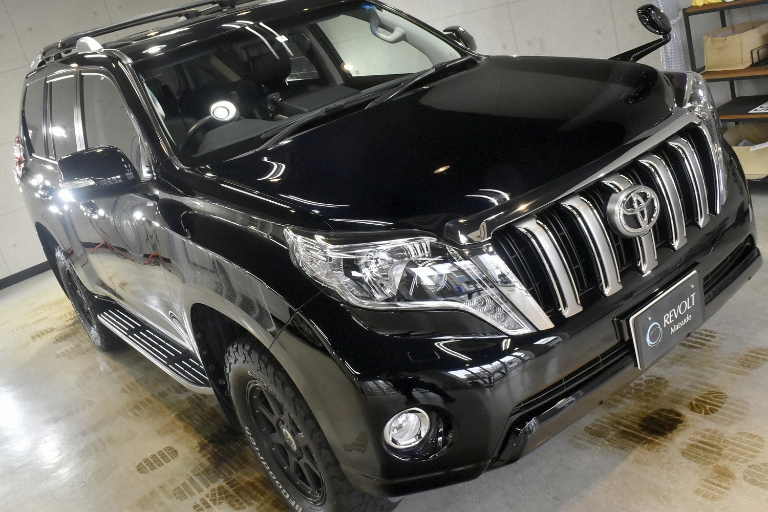 20230614toyota_prado_001.jpg