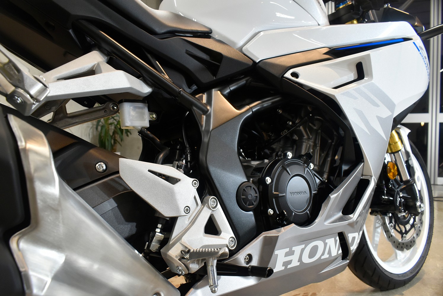 20231208honda-cbr250rr015.jpg