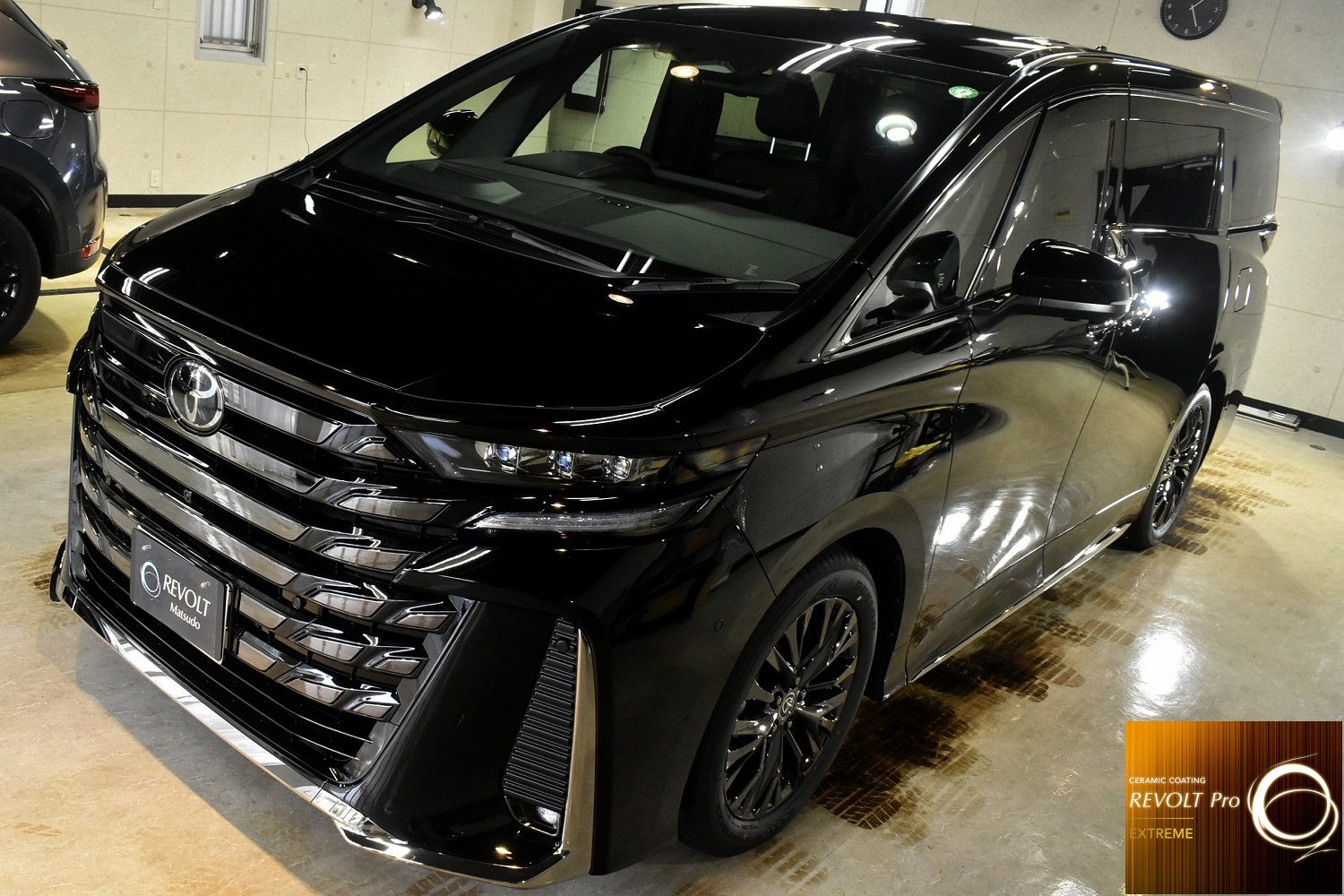 20240606toyota-vellfire_001c.jpg