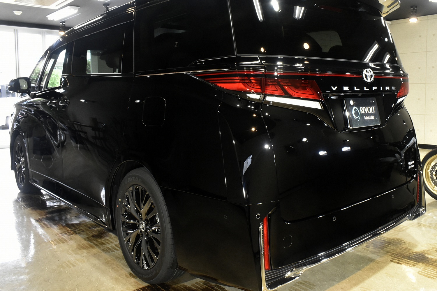 20240606toyota-vellfire_012.jpg