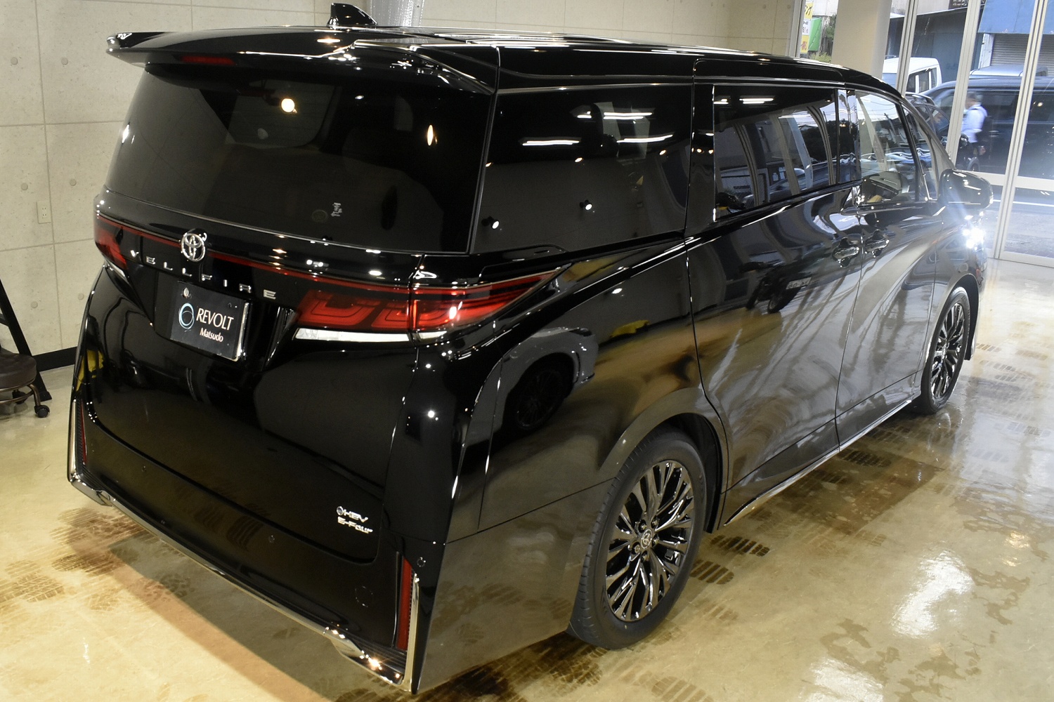 20240705toyota-vellfire_010.jpg