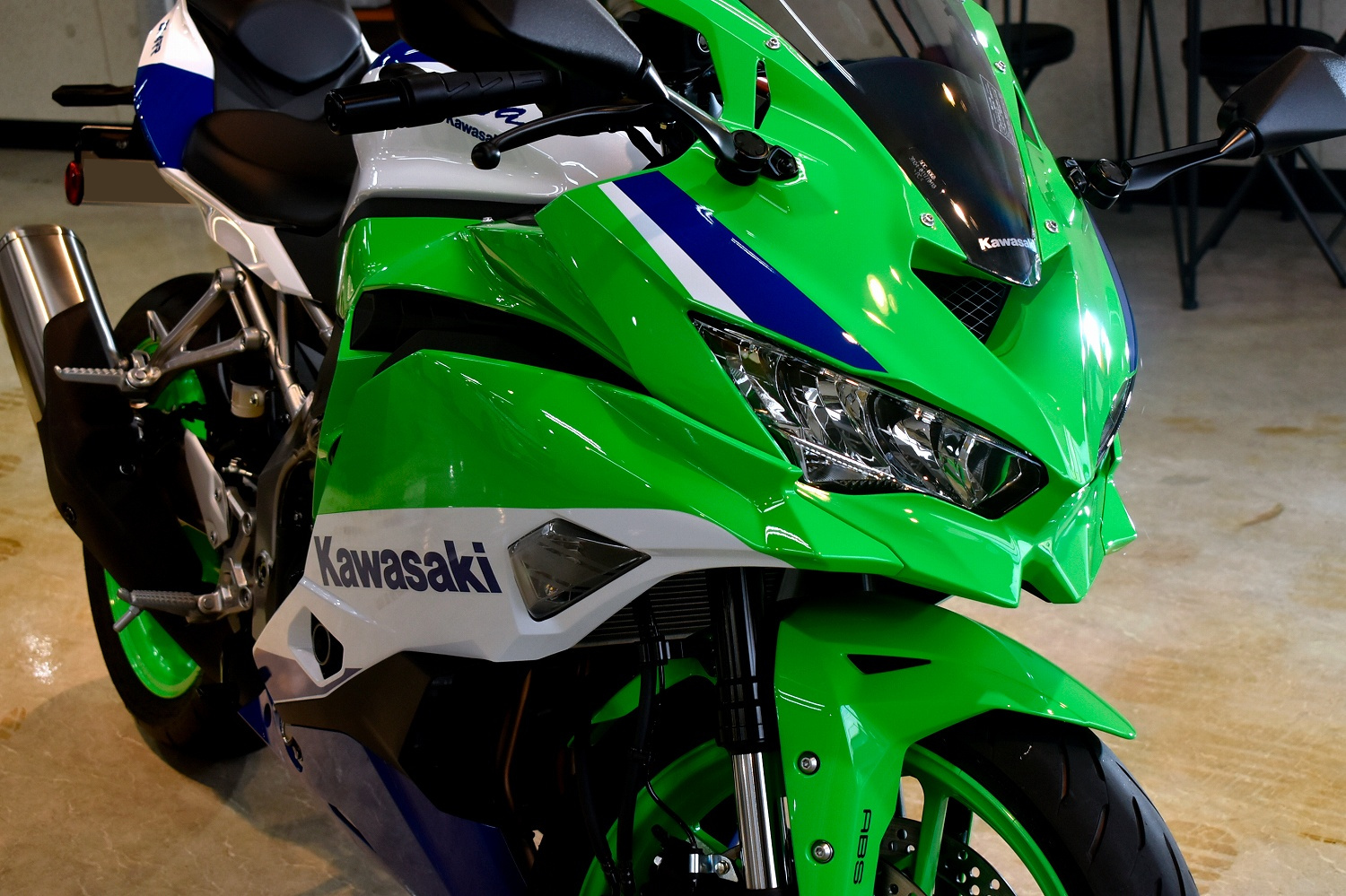 20240717kawasaki-zx4rr002.jpg